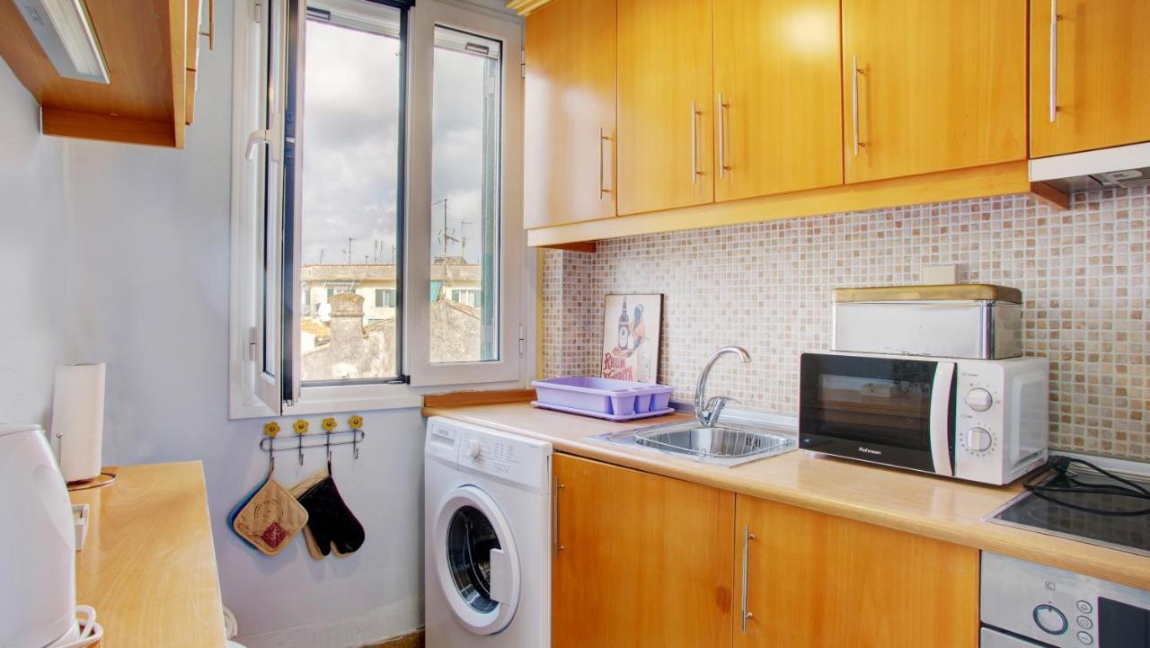 Heart-Warming Eleni Apartment In Corfu Town Екстериор снимка
